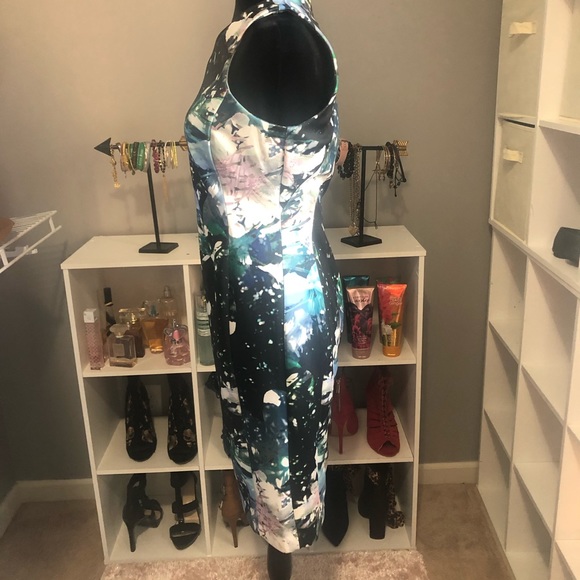 Jennifer Lopez sexy fitted dress size 8 - Picture 2 of 12